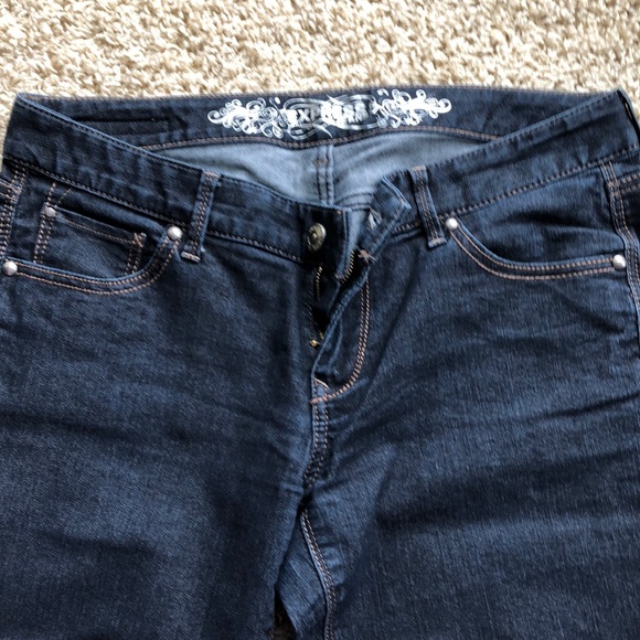 Express Jeans - Picture 3 of 7
